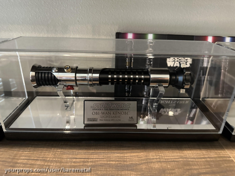 Star Wars Master Replicas Obi-Wan Kenobi Elite Edition (EE) Lightsaber EP1:TPM 911/1,250 SW-143 – Star Wars: Episode I - The Phantom Menace (1999) – image 1