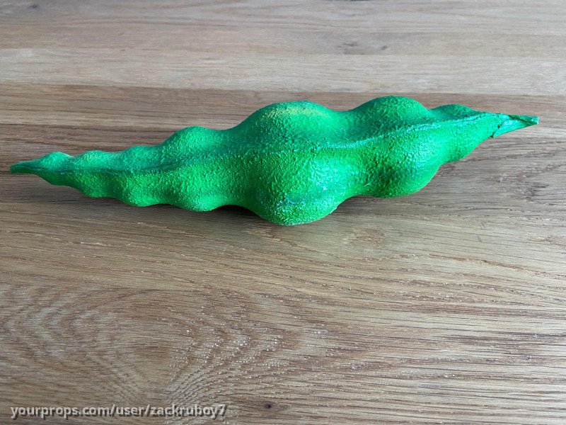 Candy Pea Pod – Charlie and the Chocolate Factory (2005) – image 1