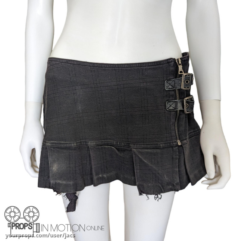 Slack (Asia Argento) Skirt – Land of the Dead (2005) – image 1