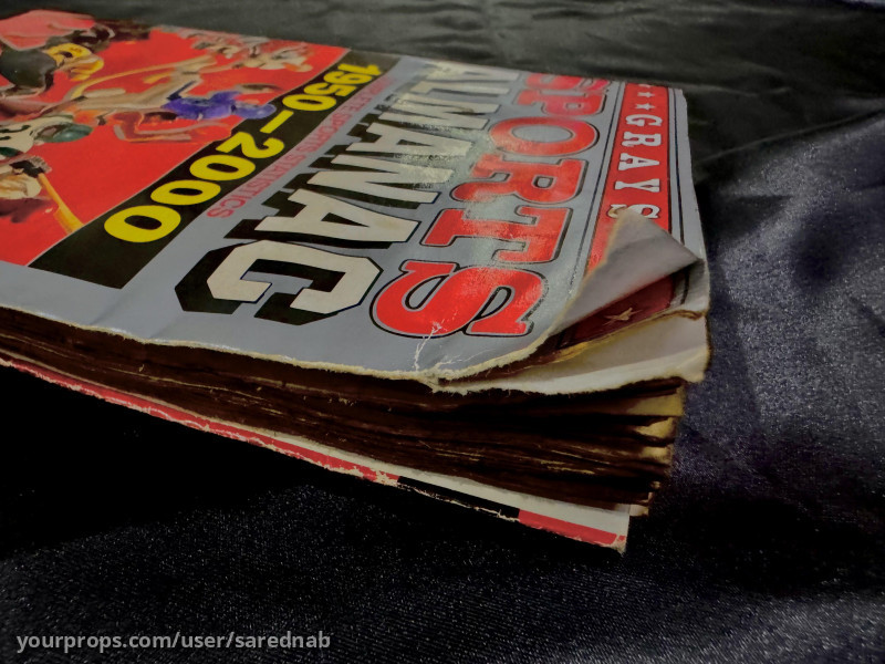 Grays Sports Almanac - 1985 A version – Back to the Future Part II (1989) – image 2