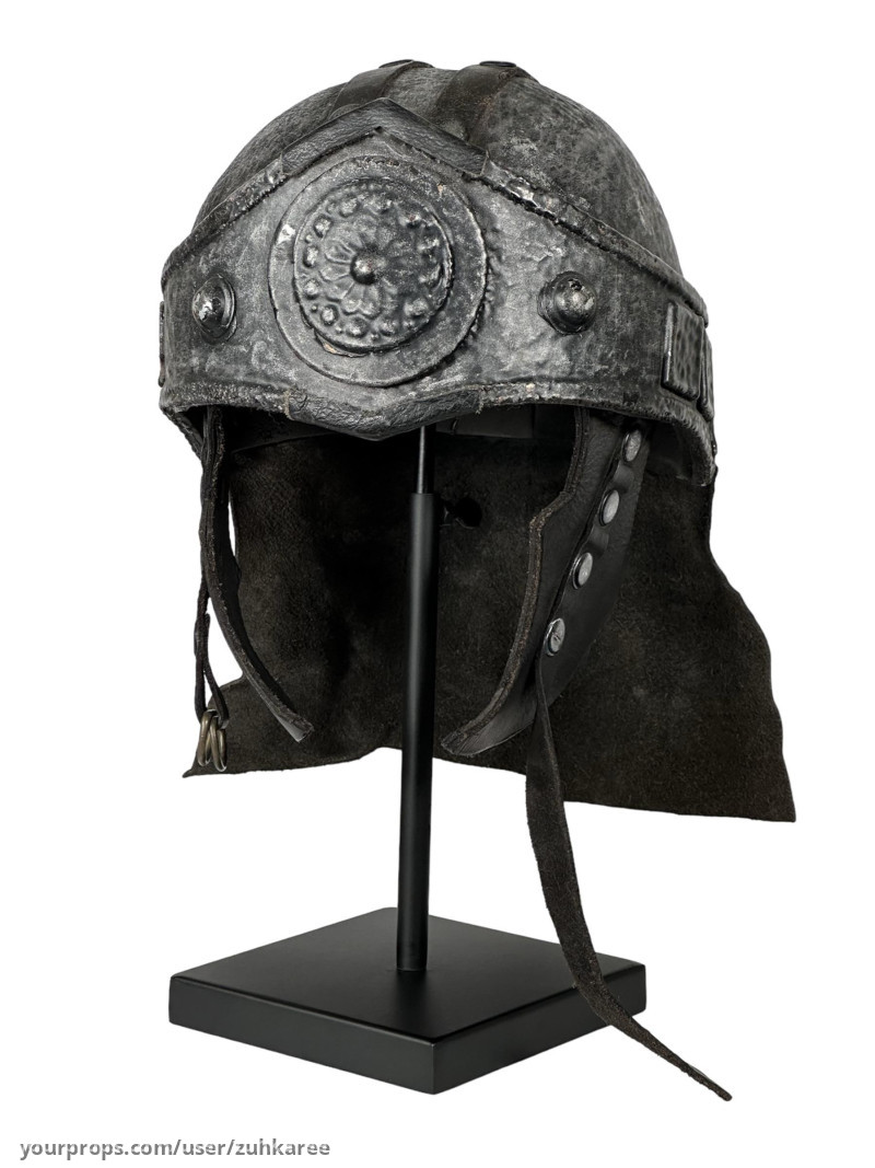 Knobbed soldier helmet – Xena: Warrior Princess (1995) – image 1