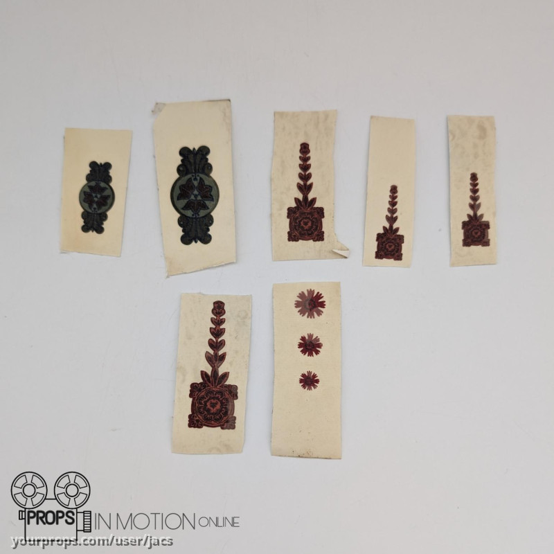 Set decals – The Golden Compass (2007) – image 1