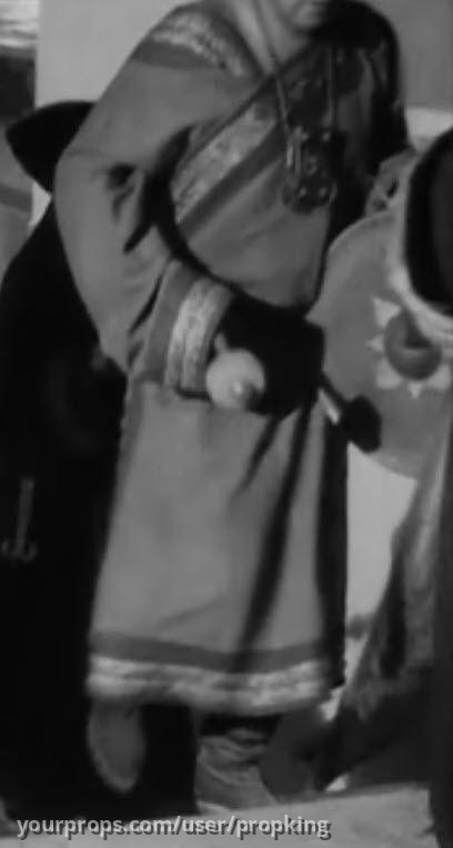 Shangri-La Native Robe – Lost Horizon (1937) – image 4