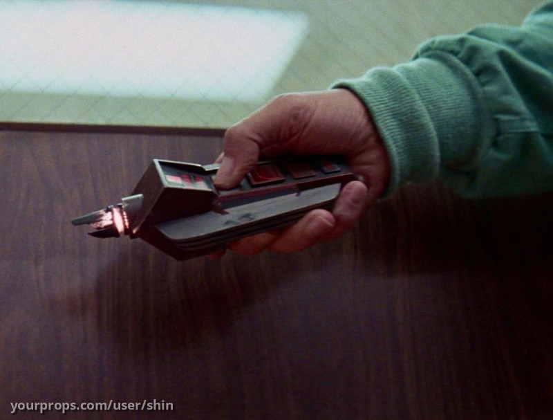 Klingon Hand Disruptor – Star Trek IV: The Voyage Home (1986) – image 4