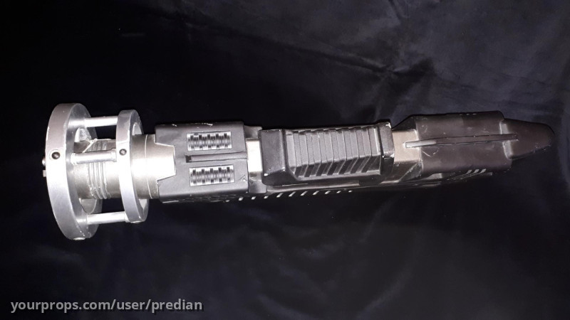 Ice piton tool – Alien vs. Predator (2004) – image 5