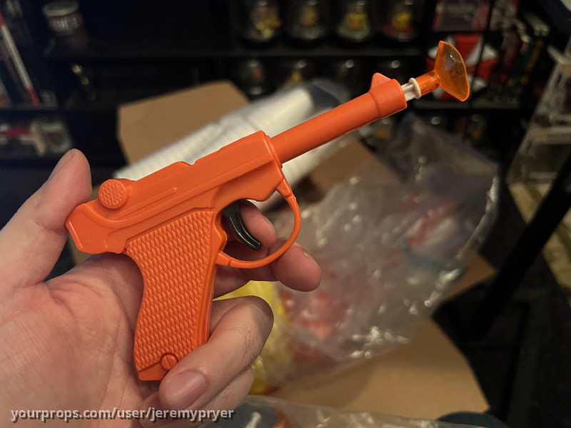 TOY GUN SET – Resident Evil: Welcome to Raccoon City (2021) – image 2