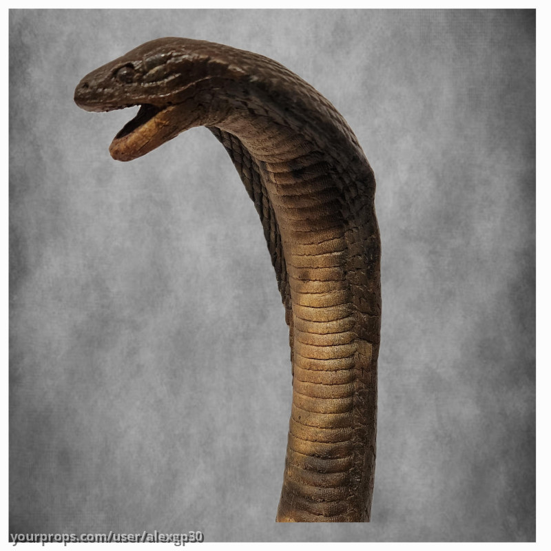 King Cobra animatronic used in prison cell – The Exorcist III (1990) – image 2