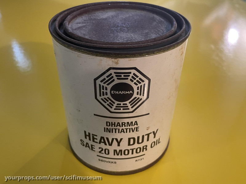 Dharma motor oil – Lost (2004) – image 1