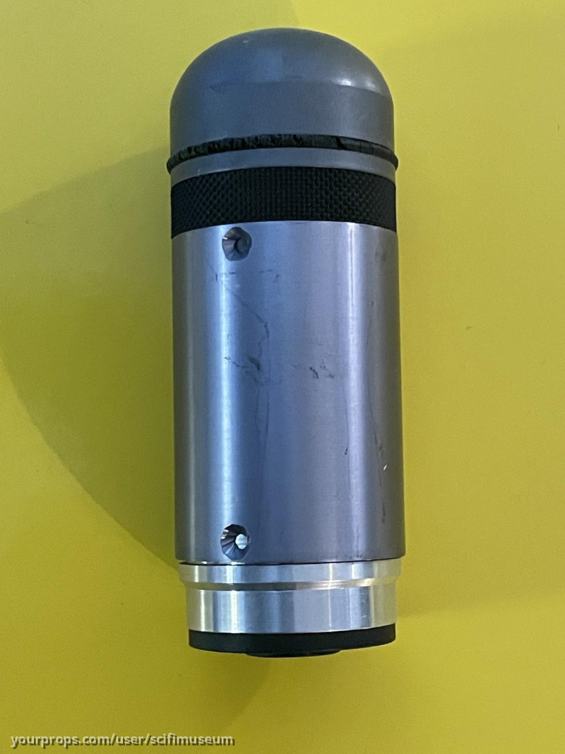 spacesuit oxygen canister – Armageddon (1998) – image 1
