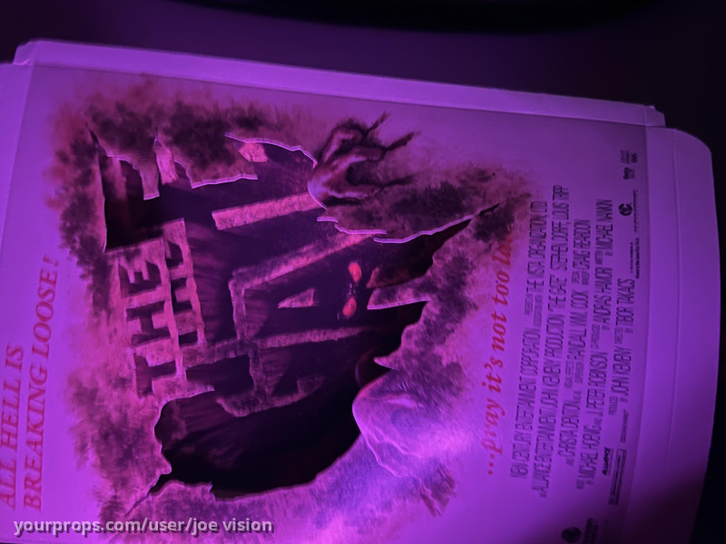 STANDEE-3D-PROMOTION With Program GATE LEGACY TM JOE HOLLYWOOD HART Oct2024 – The Gate (1987) – image 5