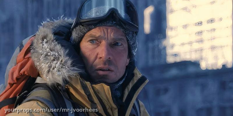 The Day After Tomorrow 2004 Original Screen Used North Face Backpack Movie Prop – The Day After Tomorrow (2004) – image 3