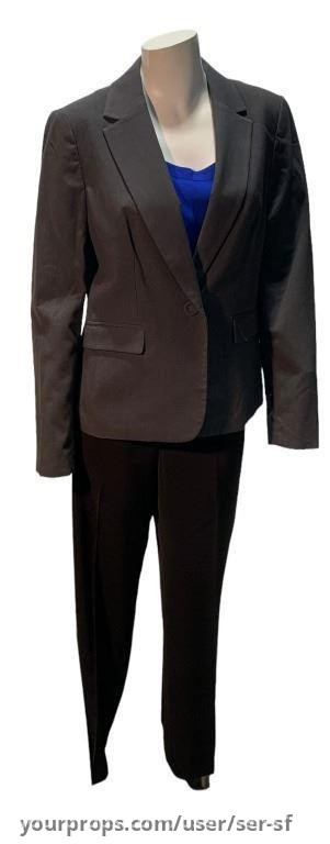 Charlene (Jane Curtin) 4-Piece Costume – The Librarians (2014) – image 1