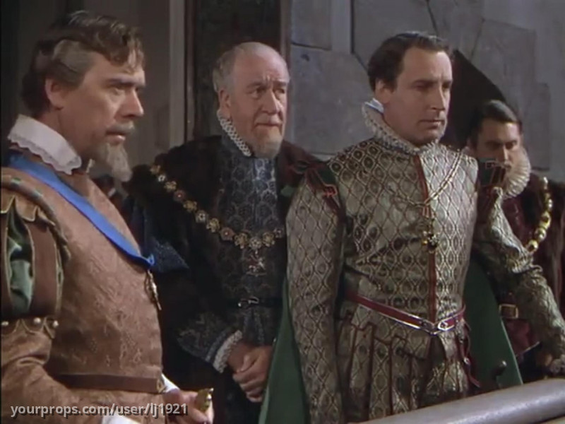 Henry Daniell doublet and trunk hose – The Private Lives of Elizabeth and Essex (1939) – image 3