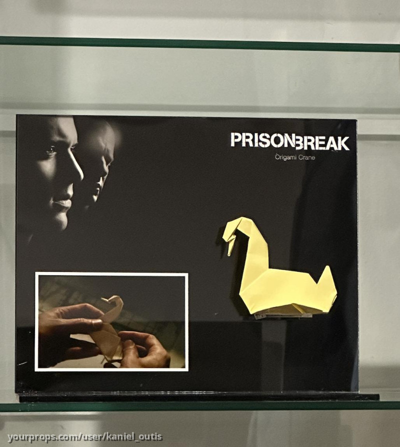 Origami Crane – Prison Break (2005) – image 1