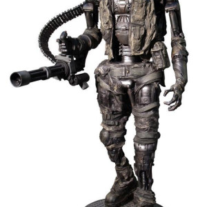 Life-size T-600 (lights up) – Terminator Salvation (2009)