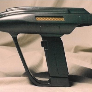 Romulan disruptor – Star Trek: The Next Generation (1987)