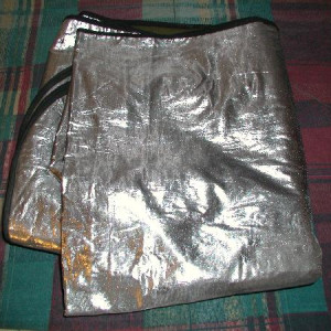 Burt's space blanket from "Blast from the Past" – Tremors (2003)