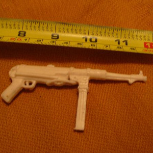 minature MP40