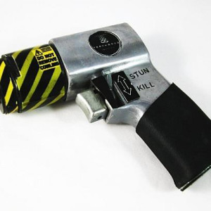 Torchwood Stun Gun – Torchwood (2006)