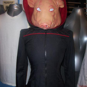 Cary Elwes Autographed SAW 5 & SAW 6 Pre-Production Pig Mask – Saw V (2008)