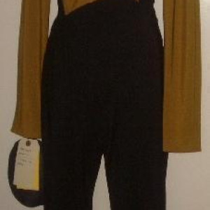 hero Ensign Sito Jaxa Starfleet uniform TNG "Lower Decks" – Star Trek: The Next Generation (1987)