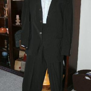 Don Cheadle ("Alan") Screenworn Suit – Reign Over Me (2007)