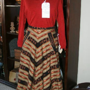 Juliette Binoche ("Vianne") Screenworn Skirt & Blouse – Chocolat (2000)