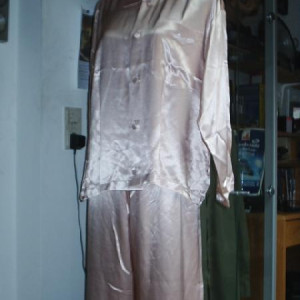 Carrie Heffernan leah remini Original Schlafanzug Pijama – The King of Queens (1998)