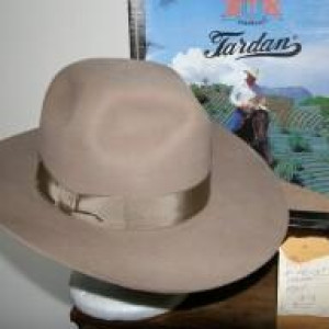 Alfred Molina ("Diego Rivera") Screenworn Hat – Frida (2002)