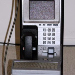 Umbrella TeleSystems Payphone – Resident Evil: Apocalypse (2004)