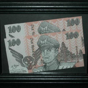 STREET FIGHTER MOVIE BISON DOLLARS. – Street Fighter (1994)