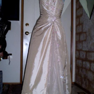 Donna Keppel's Hero Prom Dress – Prom Night (2008)