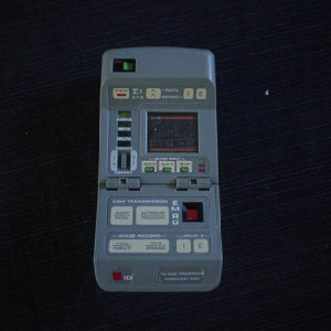 TNG TR-560 Tricorder mark VI – Star Trek: The Next Generation (1987)