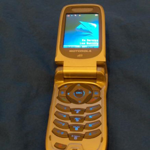 Luke Wilson´s HERO light up mobile phone – Vacancy (2007)