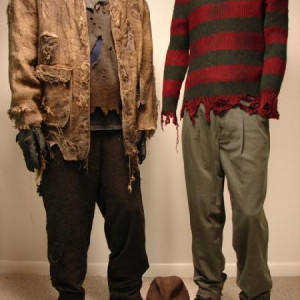 Freddy (Robert Englund) and Jason (Ken Kirzinger) complete Hero costume set from Newline Cinema – Freddy vs. Jason (2003)