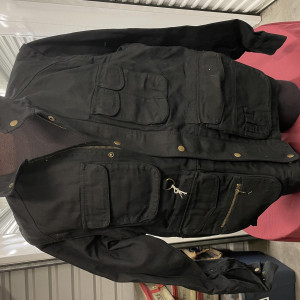 Mark Wahlberg ("Bob Lee Swagger") screenworn Black Jacket – Shooter (2007)