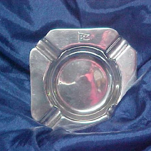 J.PETERMAN CO. MOVIE TITANIC REPLICA SILVER ASHTRAY PROP – Titanic (1997)