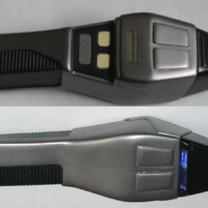 ST: TNG 3rd Season Cobrahead Phaser – Star Trek: The Next Generation (1987)
