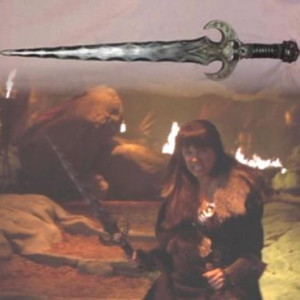 "Xena" Skull sword – Xena: Warrior Princess (1995)