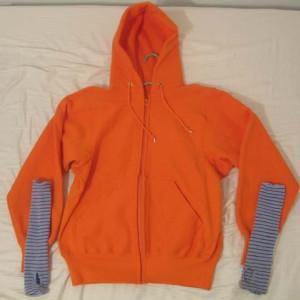 Clementine orange hoody + hand warmers – Eternal Sunshine of the Spotless Mind (2004)