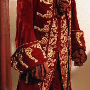 Captain Hook wardrobe from Peter Pan – Peter Pan (2003)