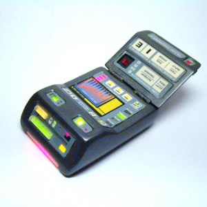 Mk IX Medical Tricorder – Star Trek: Deep Space Nine (1993)