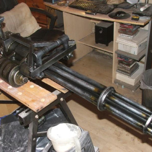 M134 Minigun – Predator (1987)