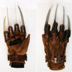 Freddy Krueger's Glove – A Nightmare on Elm Street (2010)