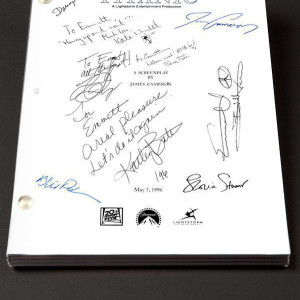 Signed Production Script – Titanic (1997)