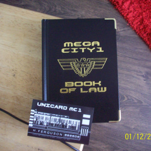 Book Of Law – Judge Dredd (1995)