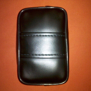 V Visitor Belt Pouch – V (1983)