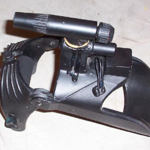 Alien Wrist Blaster – SeaQuest 2032 (1993)