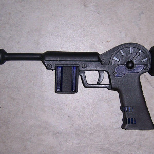 2000AD Pistol – Judge Dredd (1995)