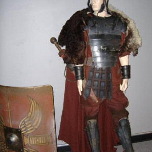 Roman infantry costume – Gladiator (2000)